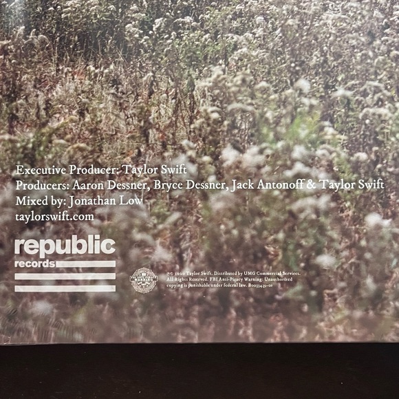 SEALED Taylor Swift | Evermore Target Limited Edition Vinyl - Picture 6 of 8